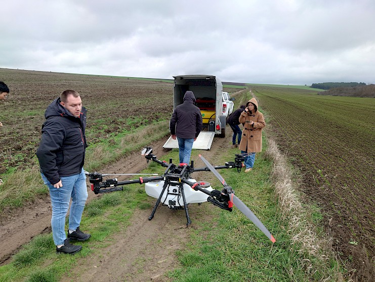 Raskaat maatalousdronet kehittyvät nopeasti – kokemuksia dronekoulutuksesta Bulgariassa